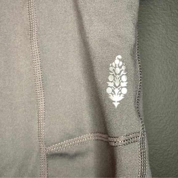 NWT FP Movement by Free People Odessa Bike Shorts in Charcoal -Size Small - Picture 7 of 12